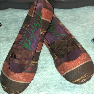 Blowfish Malibu Flats Aztec Criss Cross Elastic